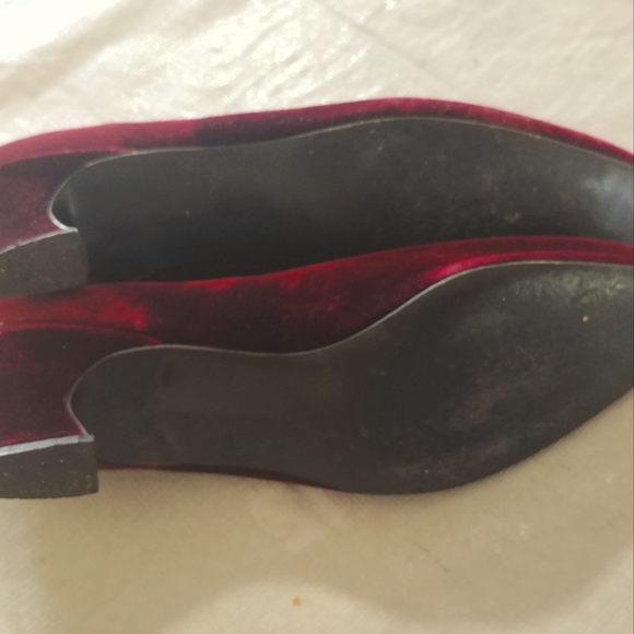 Red High Heel shoes - Picture 5 of 7